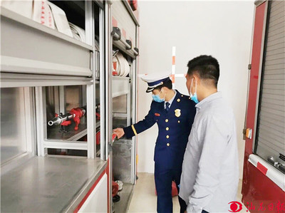 城區(qū)開展專職消防隊?wèi)?zhàn)備拉動檢查